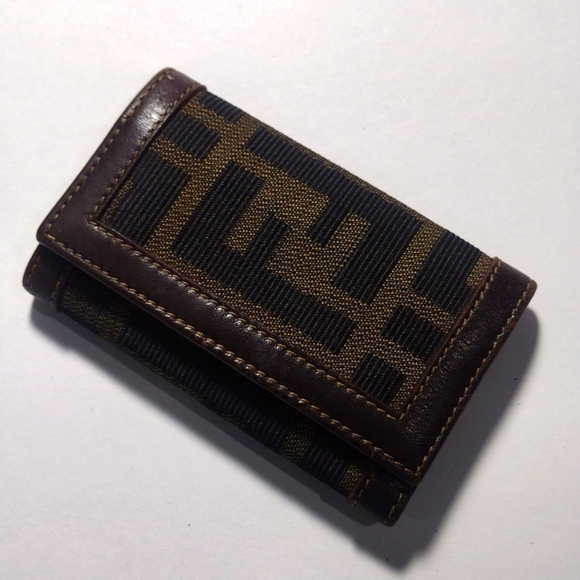 Vintage Fendi Brown leather Zucca Six Hooks Key Case 3.75x2 25-in - Luxury "#03" - Picture 5 of 11